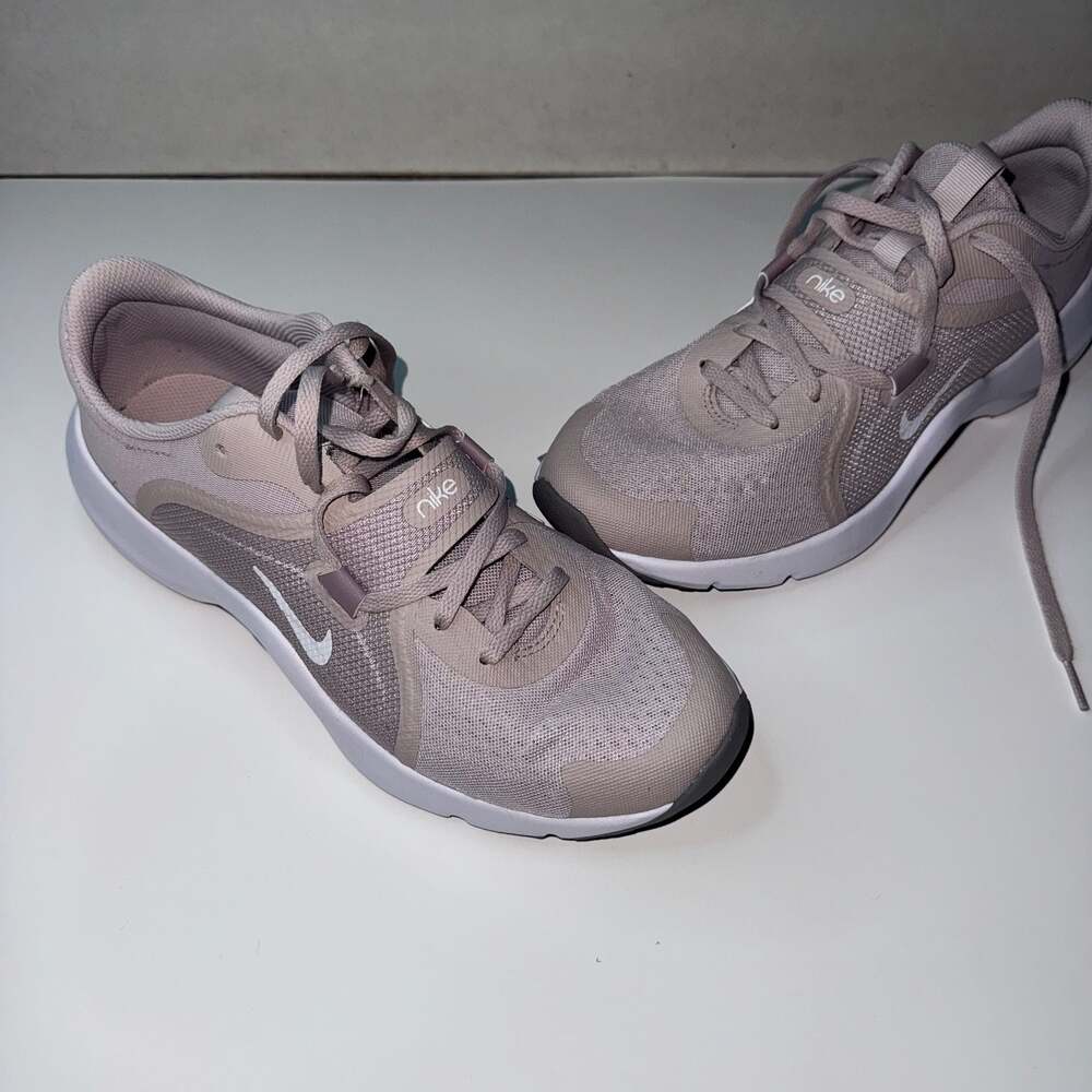 Nike Women's 10 In-Season TR 13 Training Shoes in Platinum Violet NEW